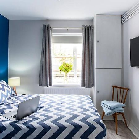 Luxury City Apartment Underground Parking 5* Belfast Esterno foto